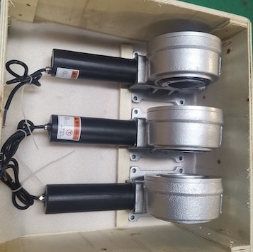 6 &quot;पीवी ट्रैकिंग सिस्टम के लिए वर्टिकल वर्म गियर ट्रांसमिशन संलग्न हाउस
