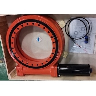 SE3 वर्म गियर ड्राइव PV सिस्टम गैल्वनाइजिंग 1500NM टिल्टिंग टॉर्क